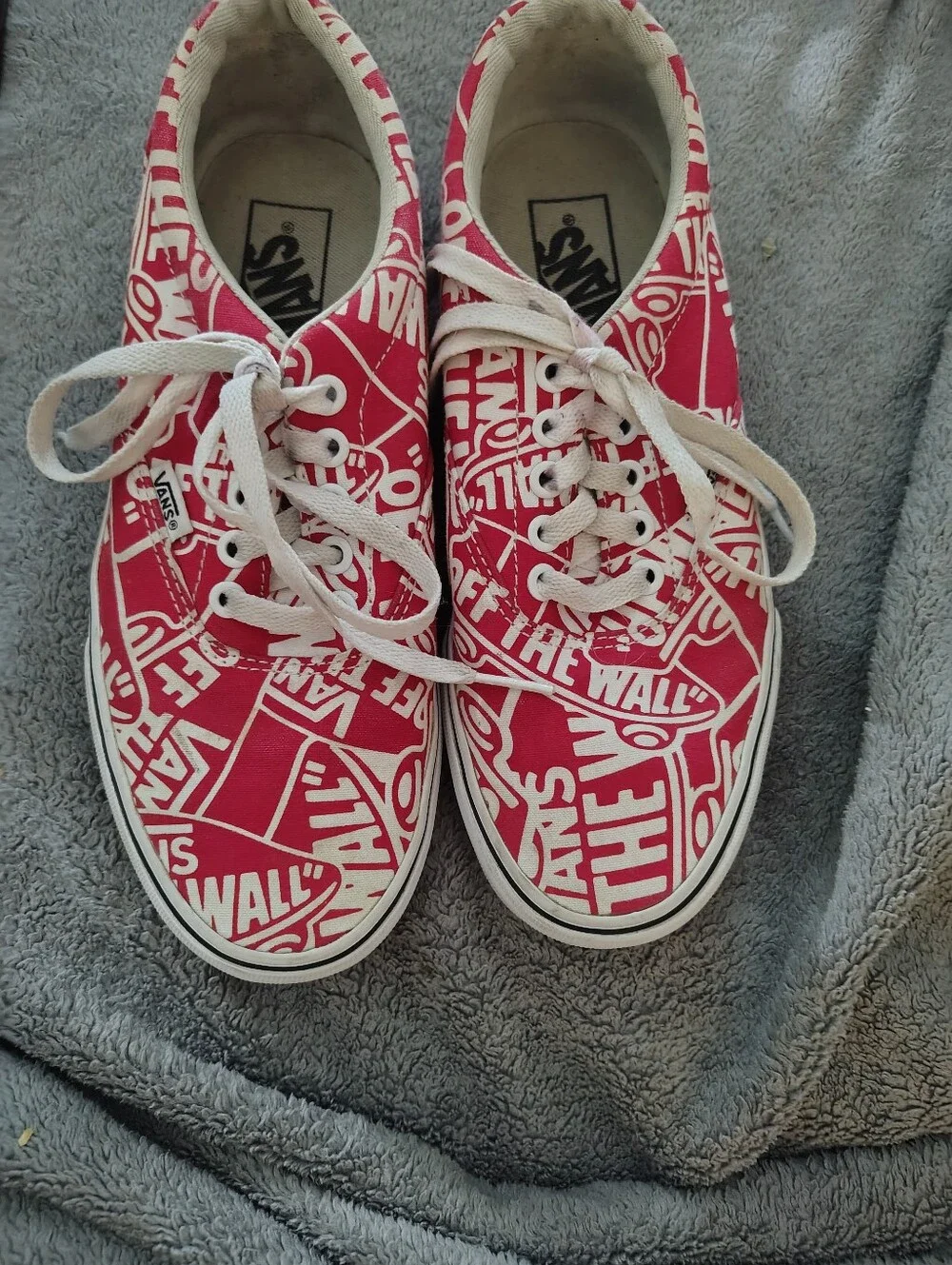 Vans Red and White Logo Print Low-Top Sneakers